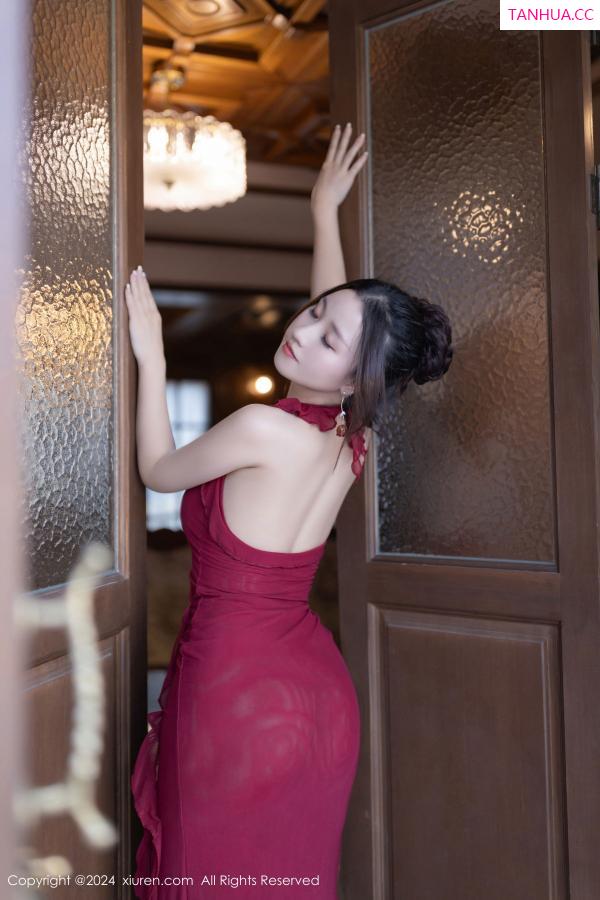   [XiuRen]高清写真图 2024.10.16 No.9297 杏子Yada 丝袜美腿第15张图片